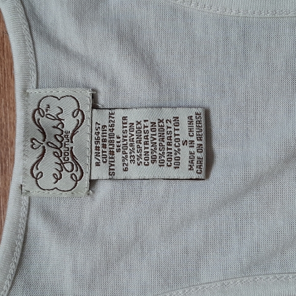 Creme racer back tank with lace ruffles - Picture 5 of 6